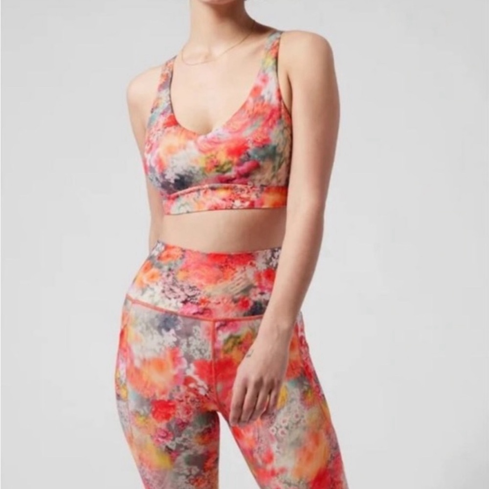 NWT Athleta Solace Printed Bra D/DD in color Renewed Bloom.